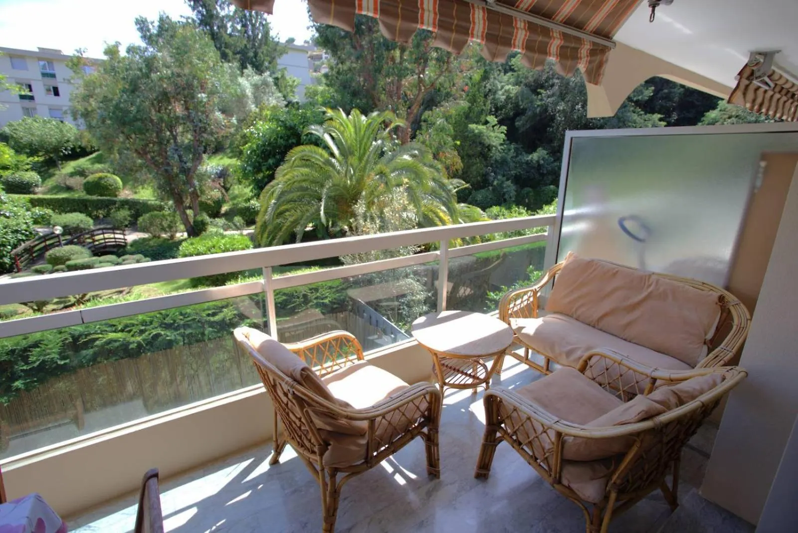 Location Appartement Trois Pieces Avec Piscine Mandelieu-la-Napoule 0*,  France