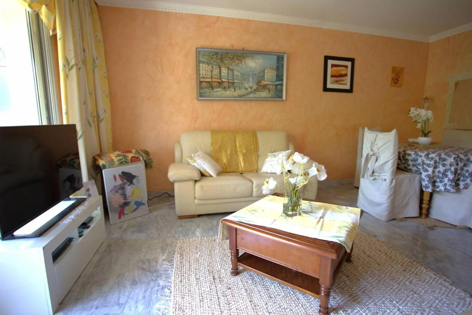 Apartment Location Appartement Trois Pieces Avec Piscine Mandelieu-la-Napoule France